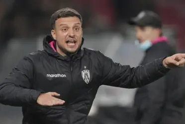 Técnico foi demitido do Unión La Calera e campeão da Sul-Americana com o Independiente del Valle