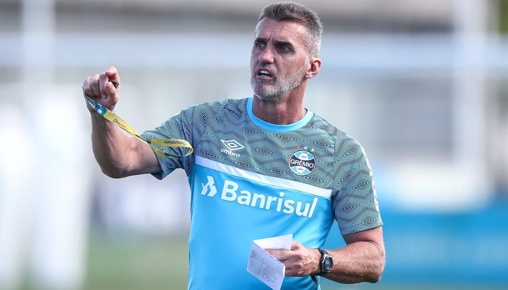 Técnico não resistiu às atuações ruins do time