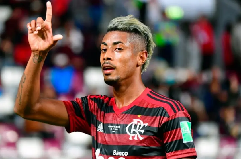 Técnico português confirma interesse e time carioca precisará se proteger da investida