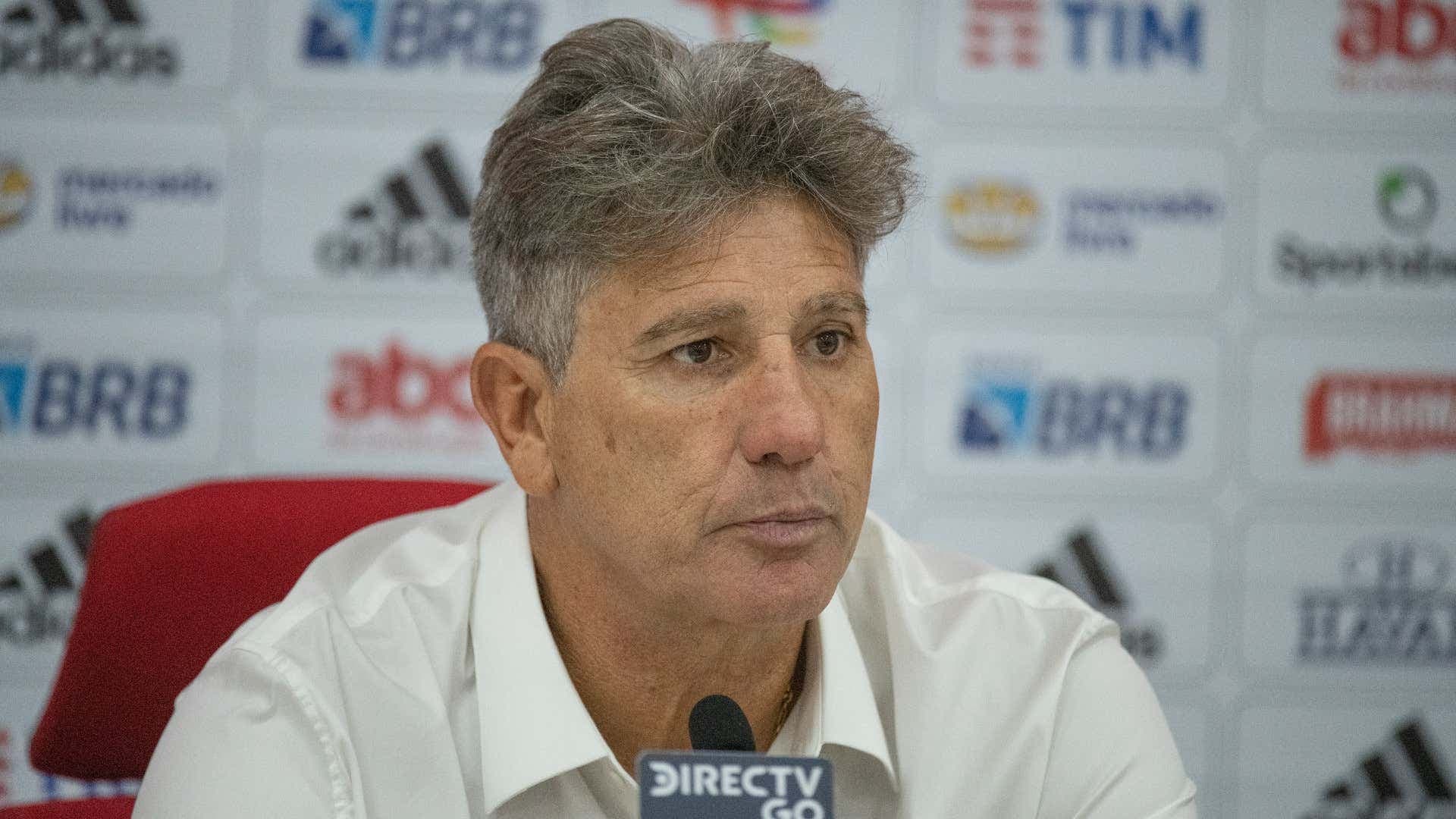 Técnico recebeu muitas críticas do torcedores após a partida contra o Flamengo e foi acusado de entregar a partida