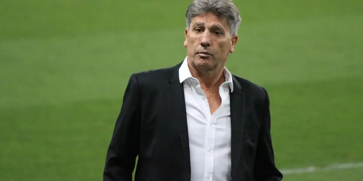 Técnico recebeu muitas críticas pelo desempenho do time na partida contra o Athletico