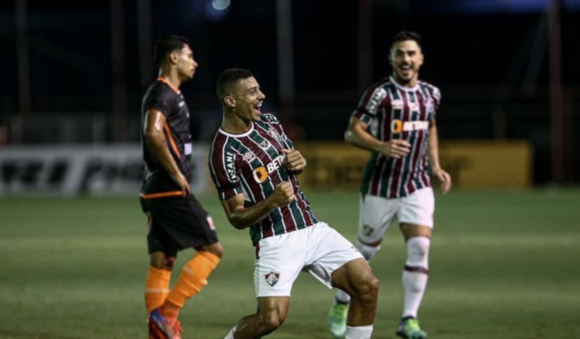 Tim tricolor procura manter a liderança do Carioca