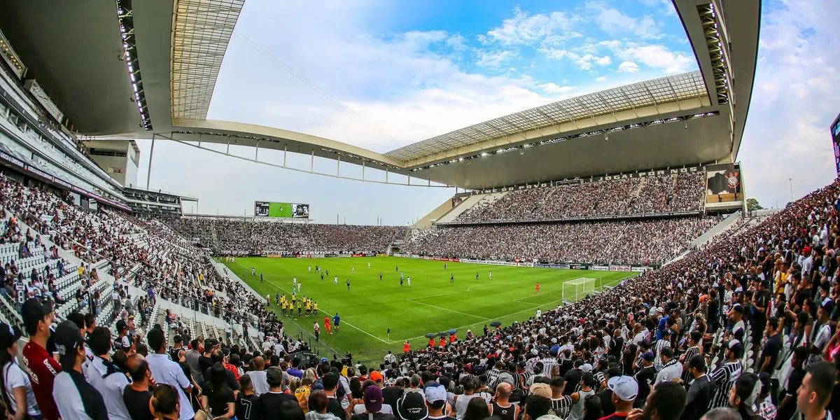Timão apresentou oficialmente retorno do zagueiro