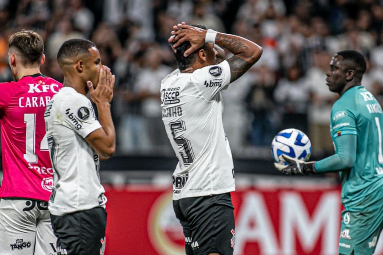 Timão pagou milhões por Junior Sornoza