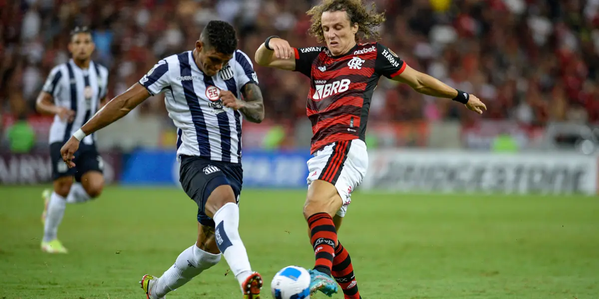 Time argentino vive má fase, mas tem esperanças em seu camisa 10