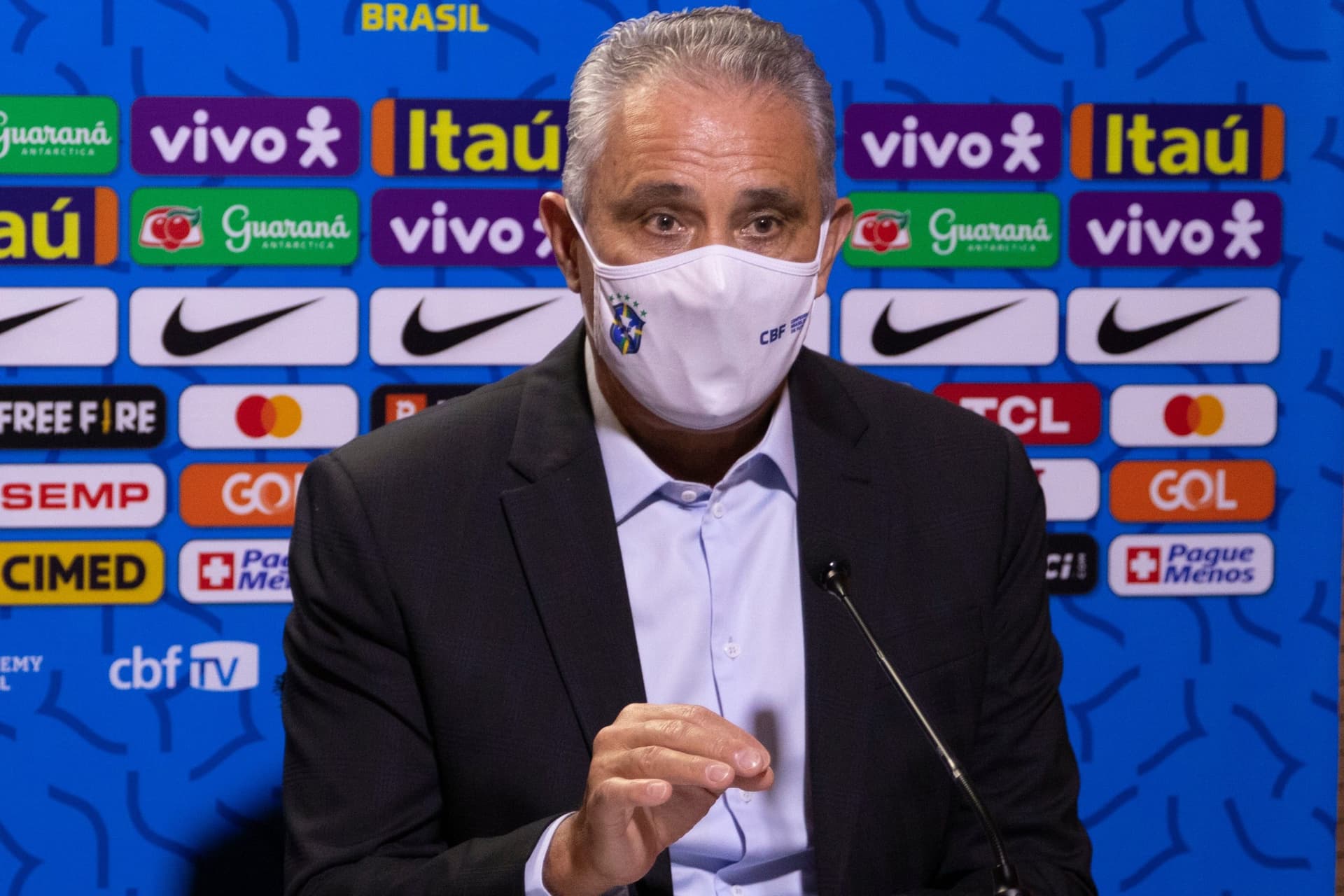 Tite convidou ex-jogador do Flamengo para trabalhar na comissão técnica da Seleção