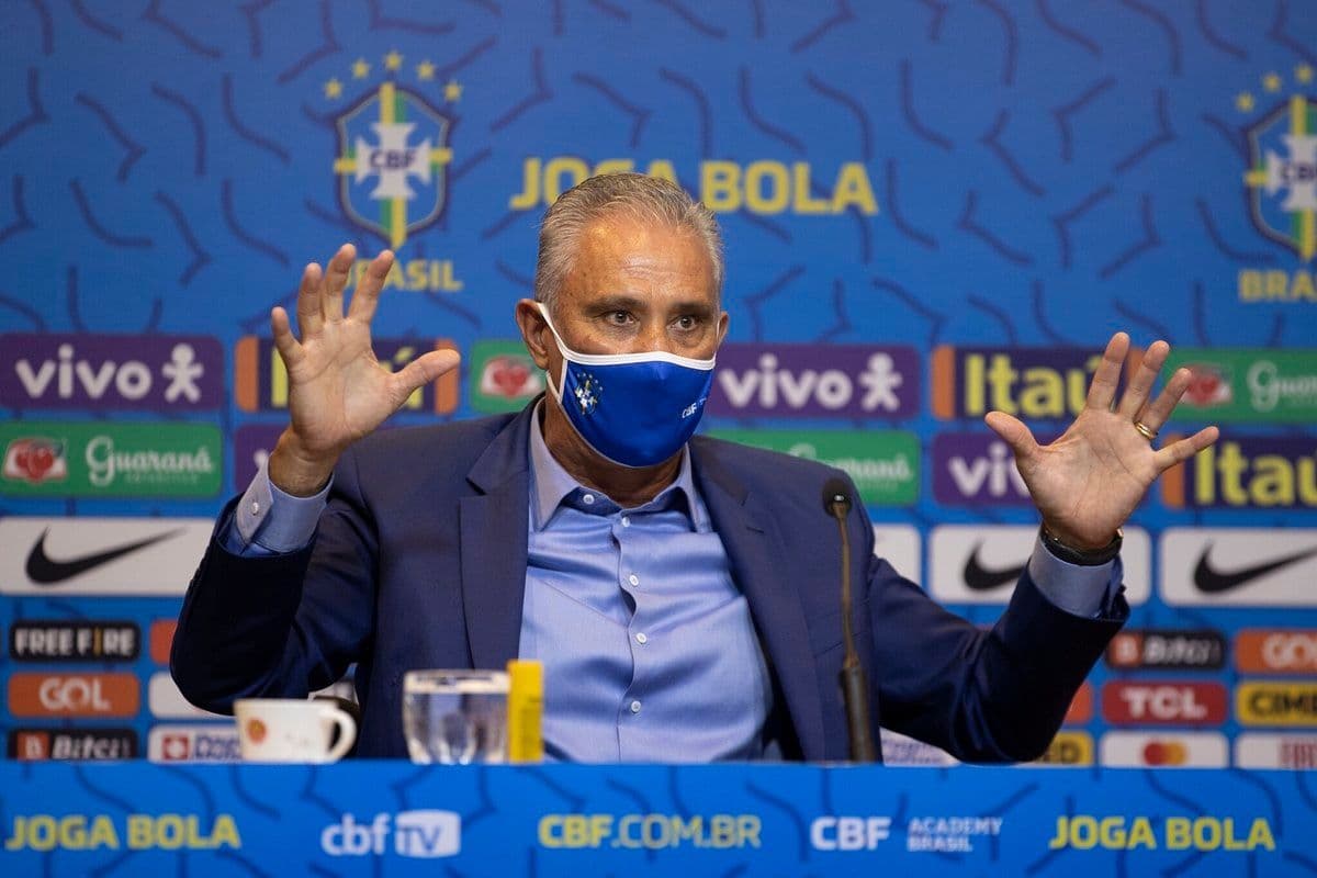 Tite elogiou o trabalho de Dorival Jr
