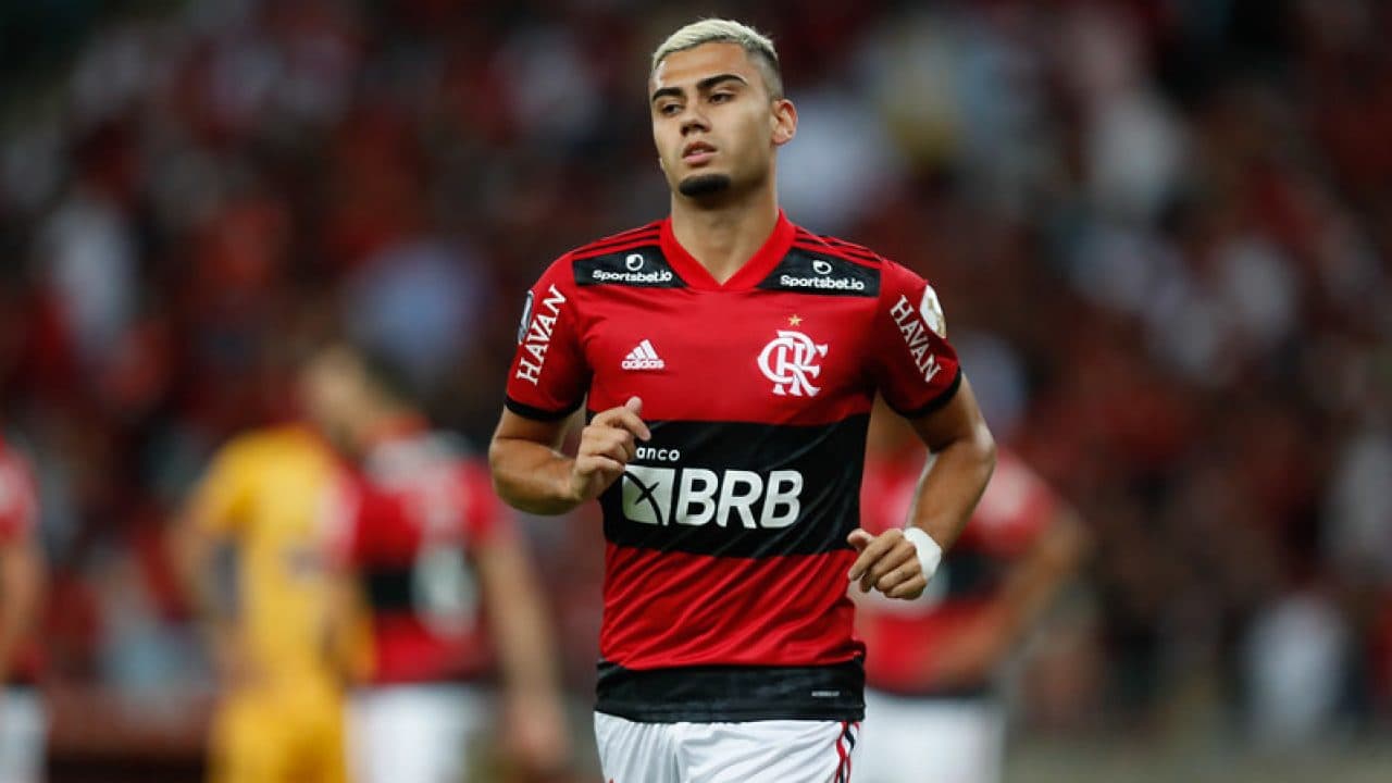 Torcedores mostraram um misto de compreensão e carinho com ofensas e muita raiva pelo título perdido da Libertadores