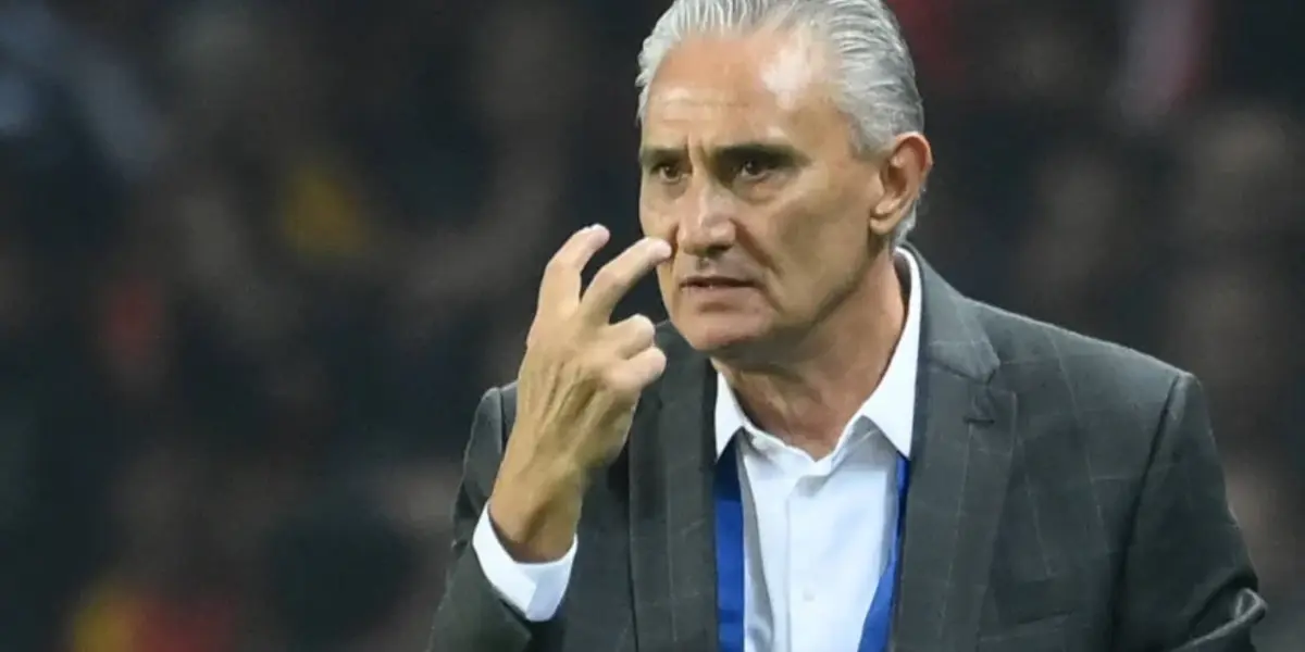 Torcedores questionaram a escolha do técnico durante o jogo contra a Suíça