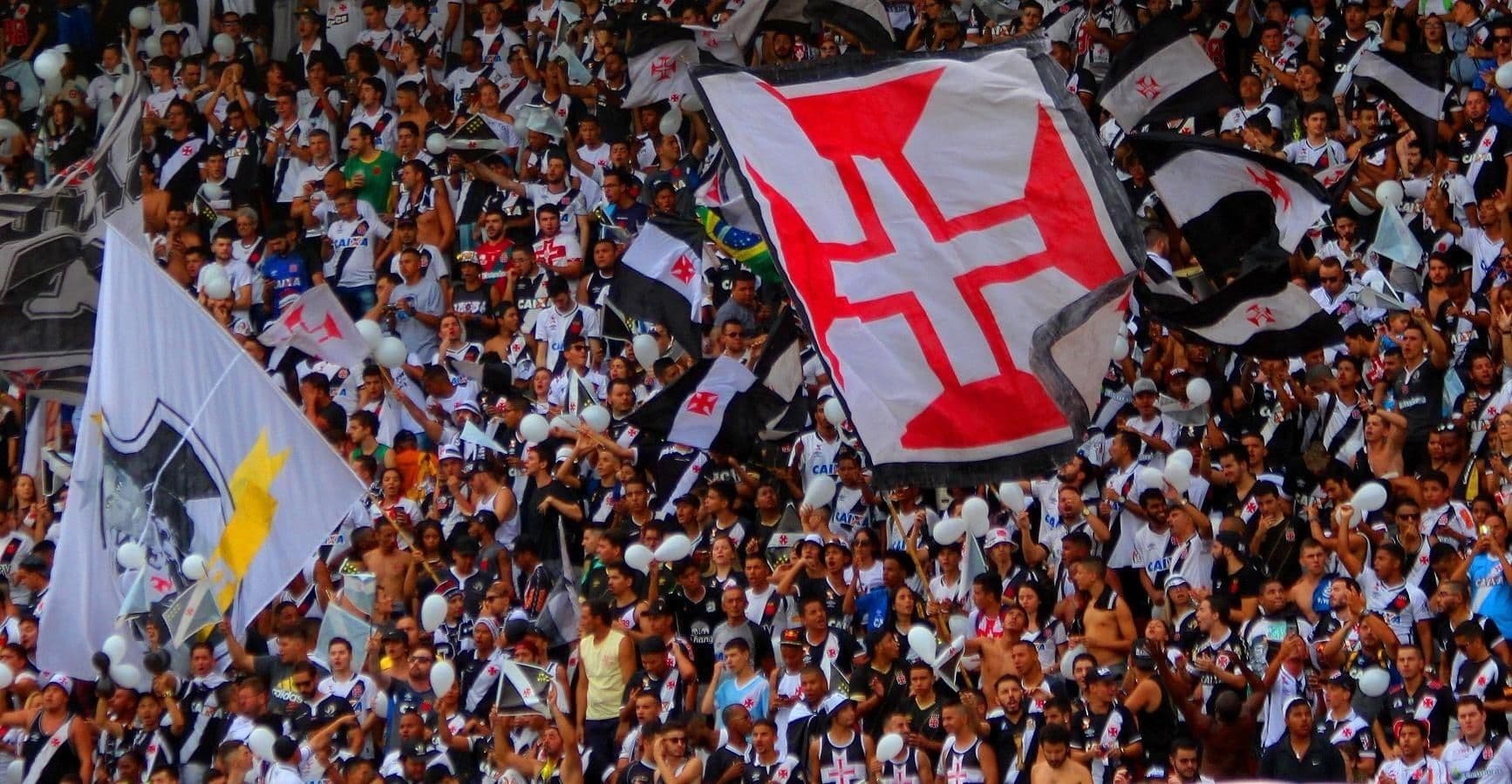 Torcida cruzmaltina presente no Maracanã fez a festa com vitória sobre o Cruzeiro