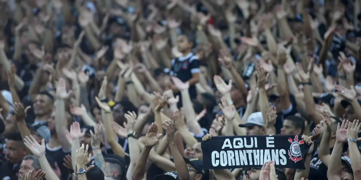 Torcida do Corinthians manda recado para o Santos