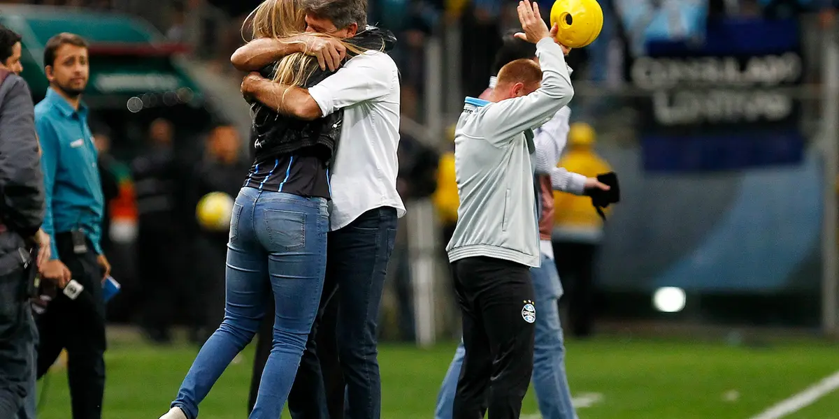 Torcida do Flamengo não gostou do cmentário feito por Carol Portaluppi