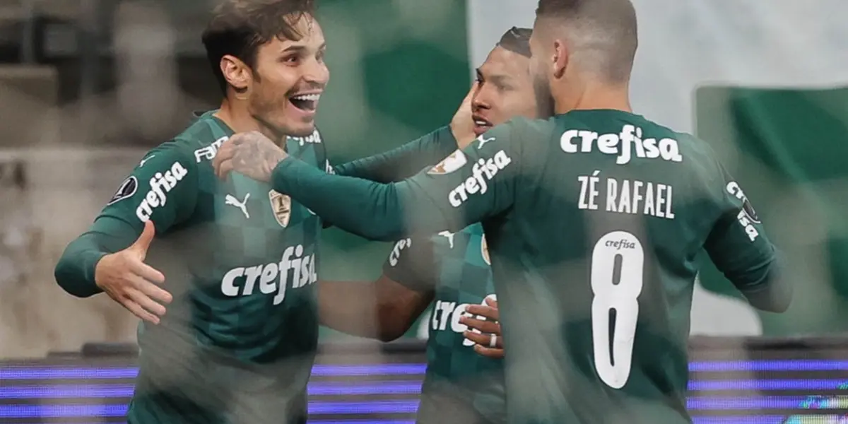 Torcida está insatisfeita com o rendimento do ataque e clama por um centroavante