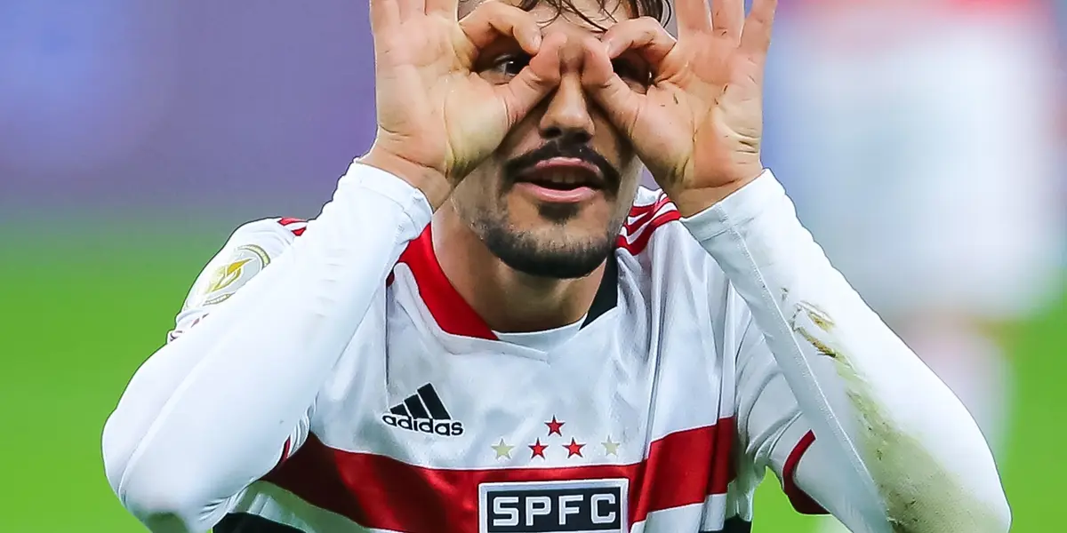 Tottenham quer tirar Igor Gomes do São Paulo e troca com Lucas Moura é colocada em pauta