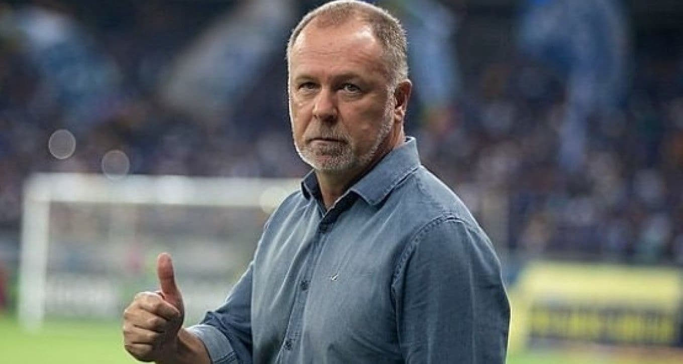 Treinador colorado tem sido o grande destaque na temporada no Campeonato Brasileiro