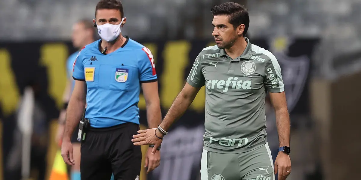 Treinador comentou sobre o que os jogadores precisam vencer para ser campeões da Libertadores, e não está falando do Flamengo