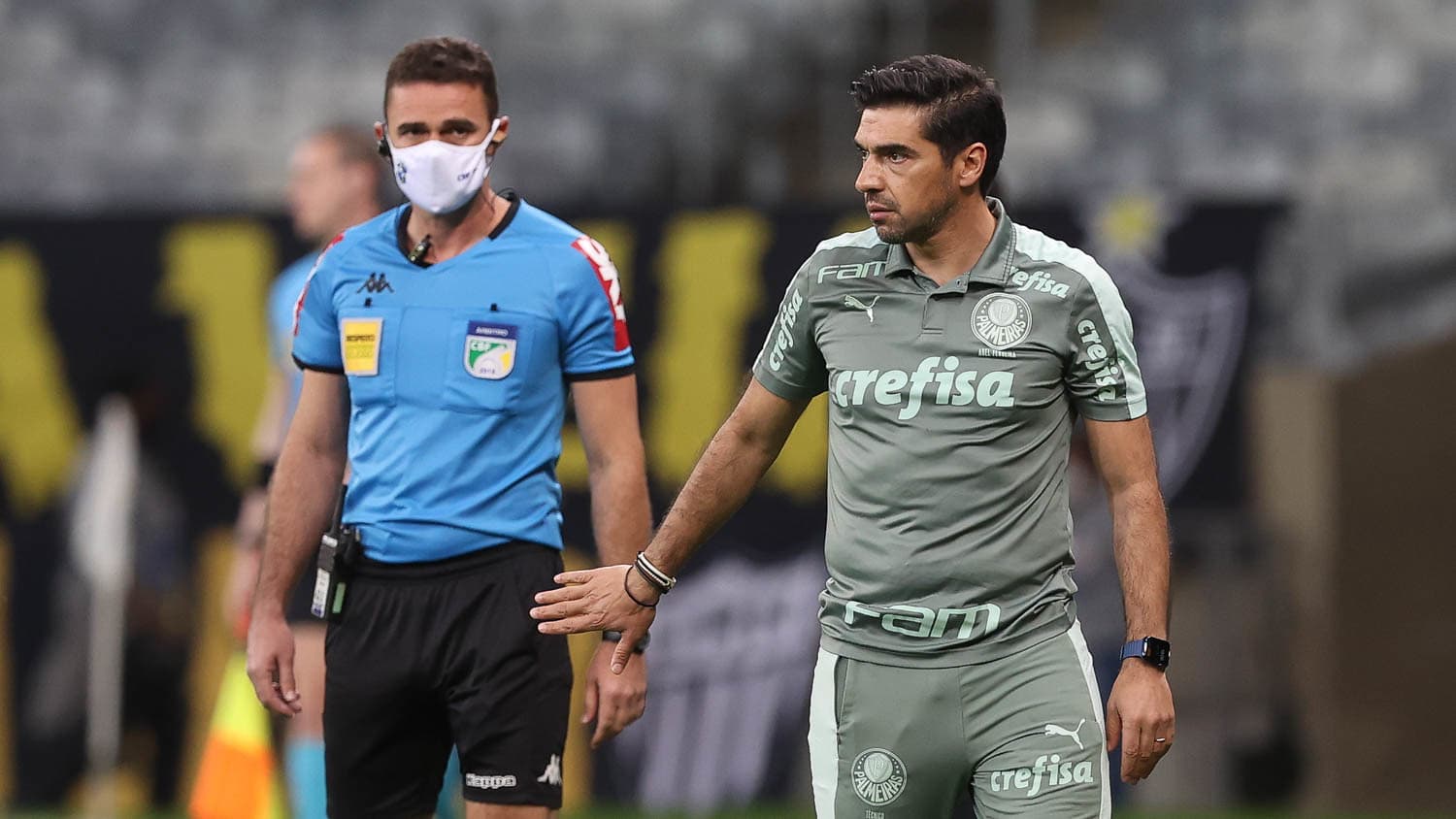 Treinador comentou sobre o que os jogadores precisam vencer para ser campeões da Libertadores, e não está falando do Flamengo