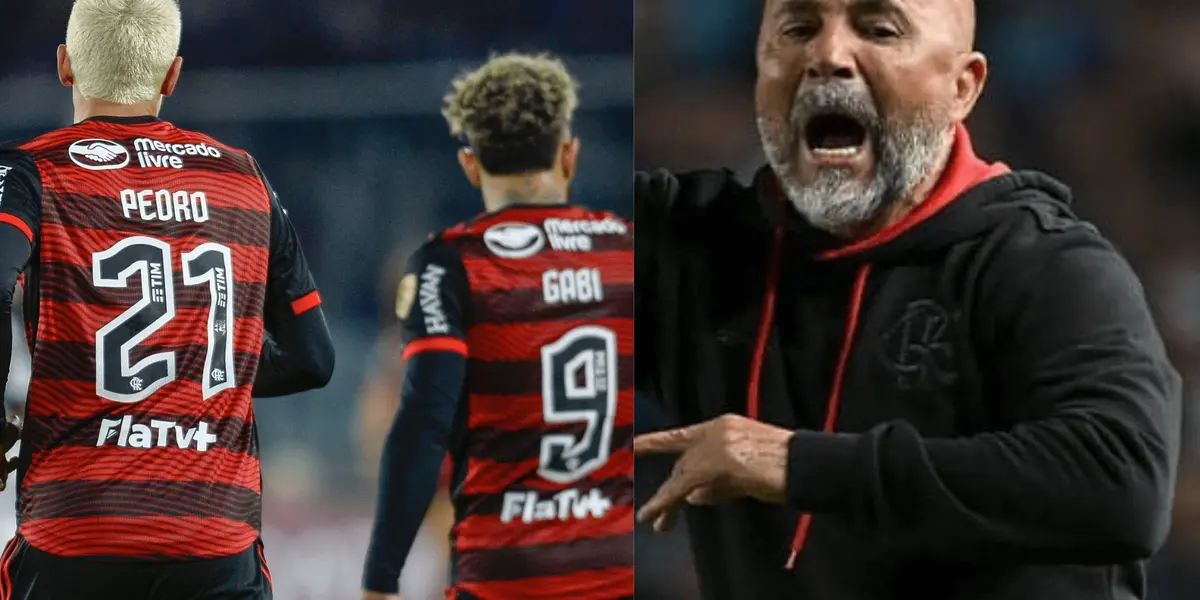 Treinador comentou sobre a possibilidade de utilizar os dois atacantes juntos