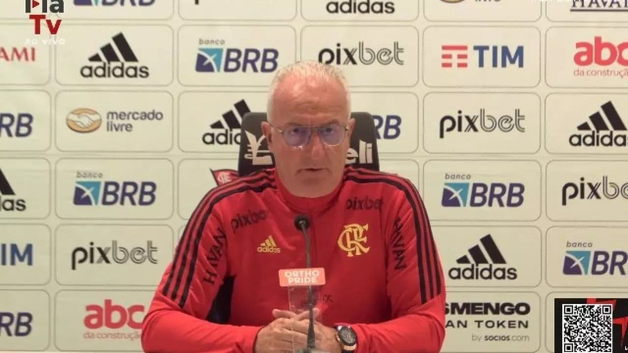 Treinador do Flamengo concedeu entrevista coletiva no pós-jogo