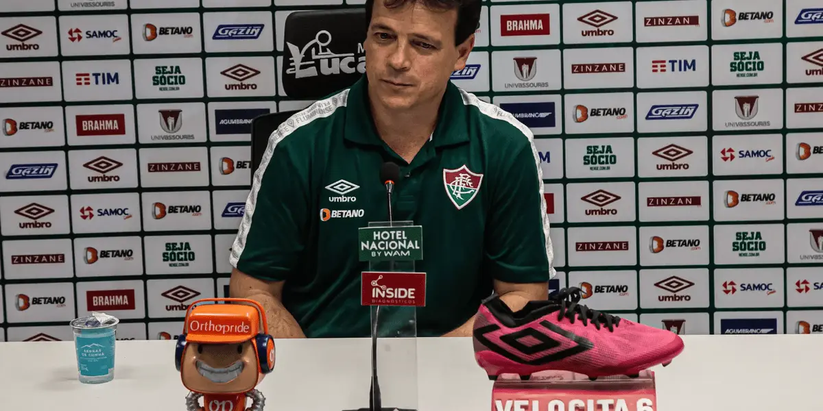 Treinador do tricolor carioca concordou com expulsão de seu jogador