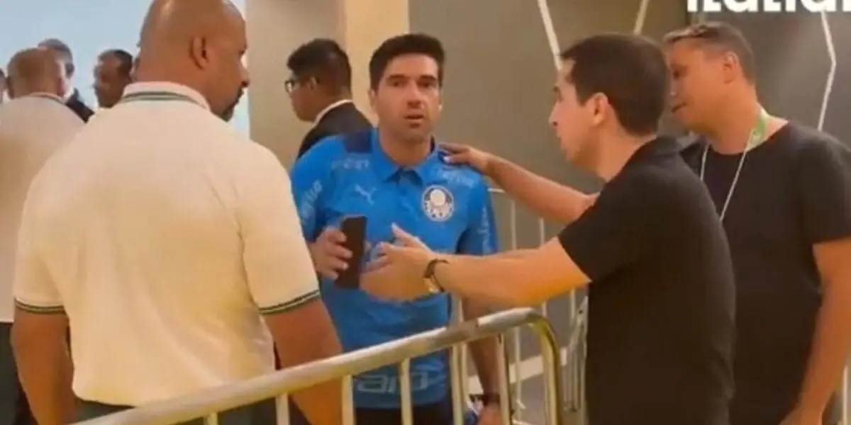 A atitude de Abel Ferreira com jornalista que causou confusão no Palmeiras