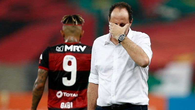 Treinador está na corda bamba no Flamengo