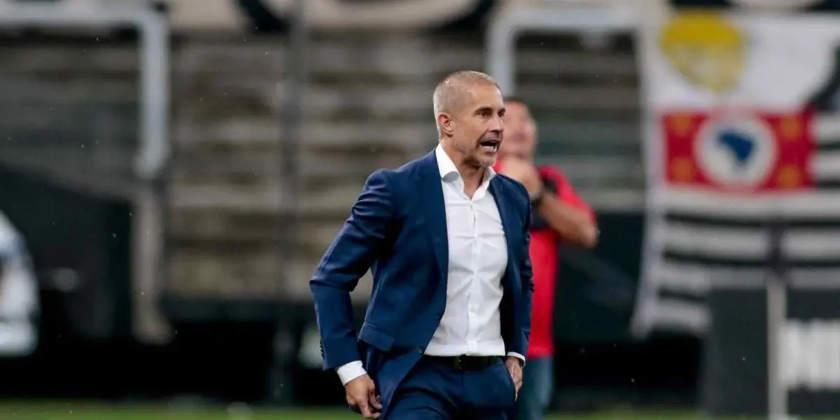 Treinador explicou porque não colocou o "quarteto mágico" do Timão em campo