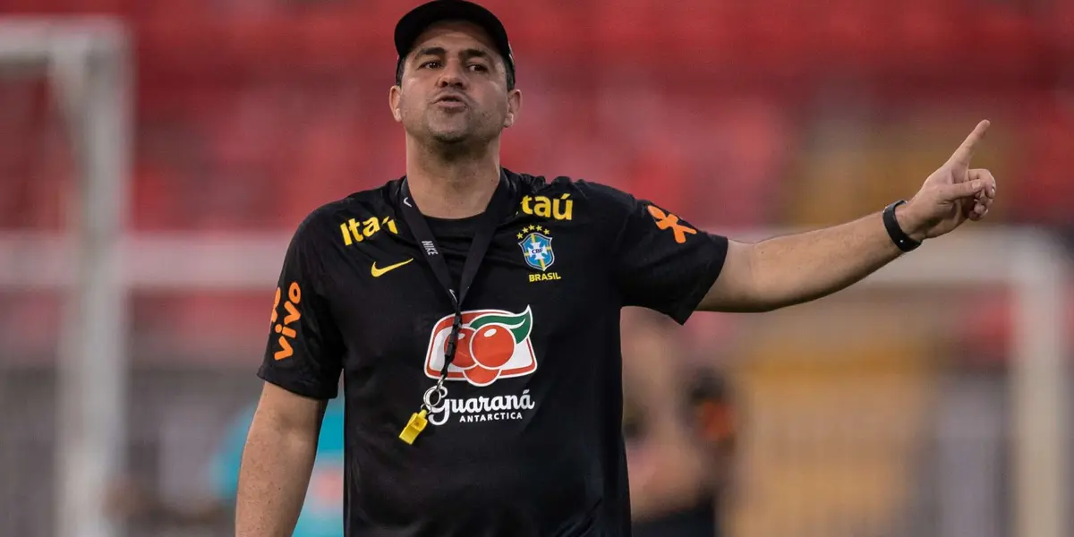 Treinador falou sobre marcação não encaixada para explicar a queda de rendimento da equipe