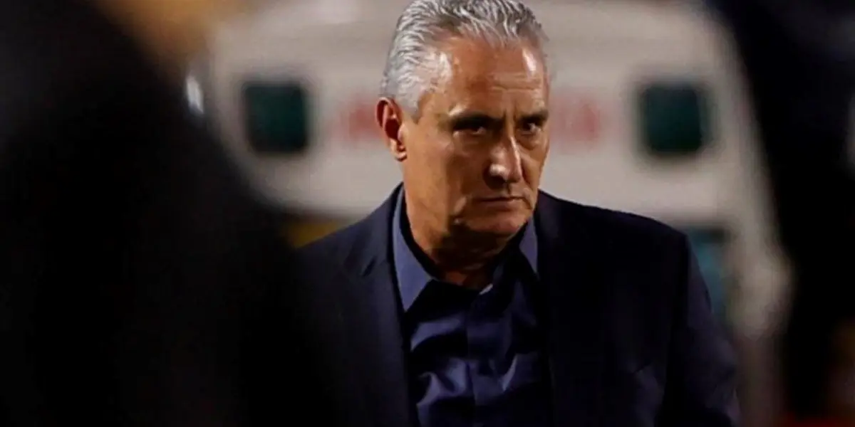 Treinador ficou furioso durante a coletiva de imprensa