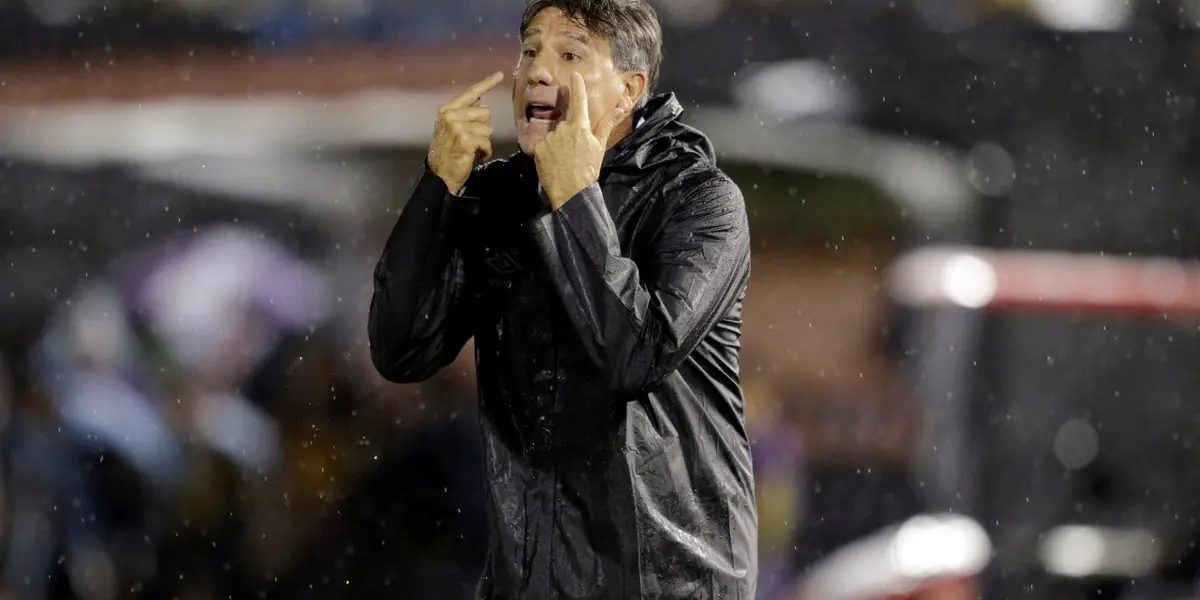 Treinador ficou revoltado com a arbitragem do jogo do Mengo