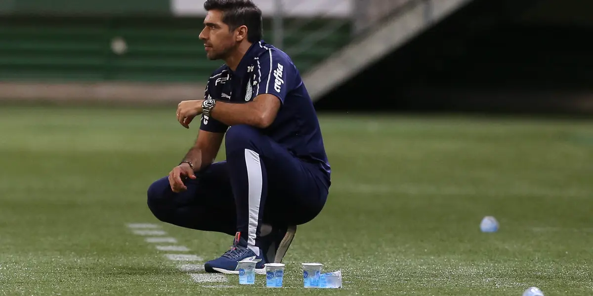 Treinador havia prometido aos jogadores que não deixaria o clube até o final do ano