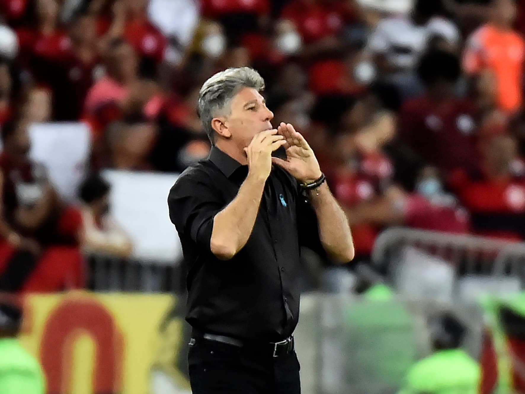 Treinador minimizou novo problema físico do Flamengo, mas pode ter dm cheio há uma semana da decisão da Libertadores