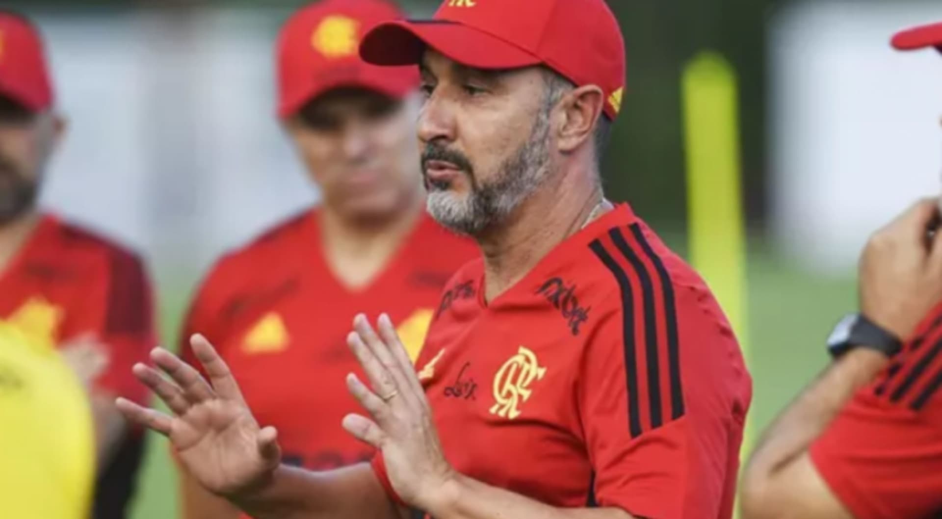Treinador planeja a semana após vencer a primeira partida da final.