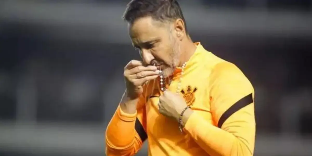 Treinador português concedeu uma longa entrevista coletiva após o triunfo por 1 a 0 contra o Ceará