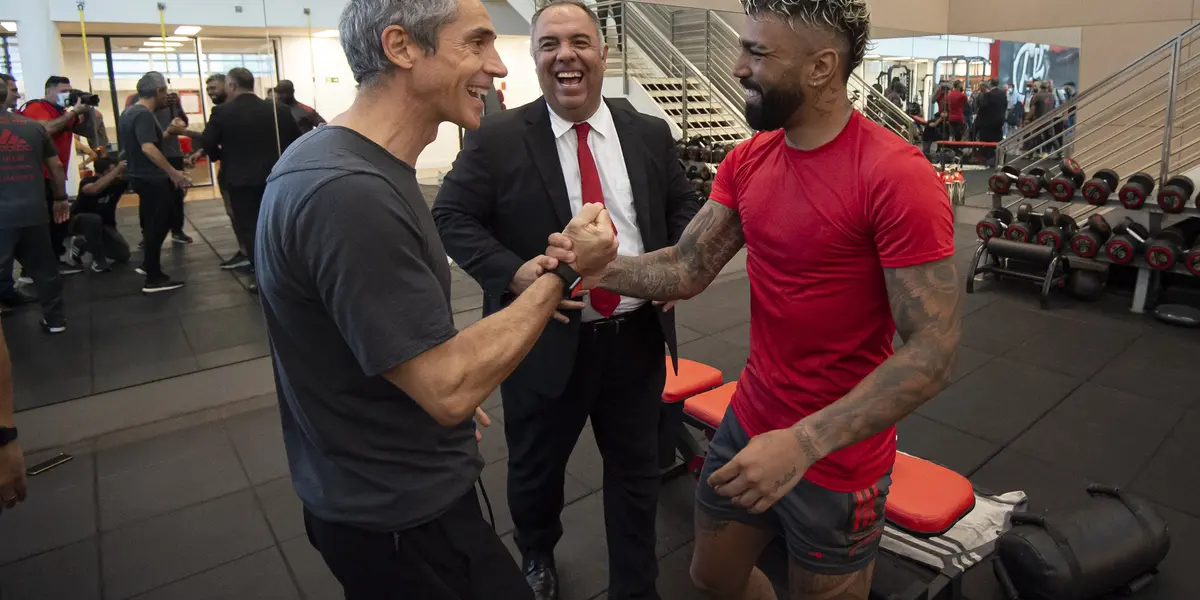 Treinador quer time, comissão técnica, diretoria e torcida unidos para conquistar títulos