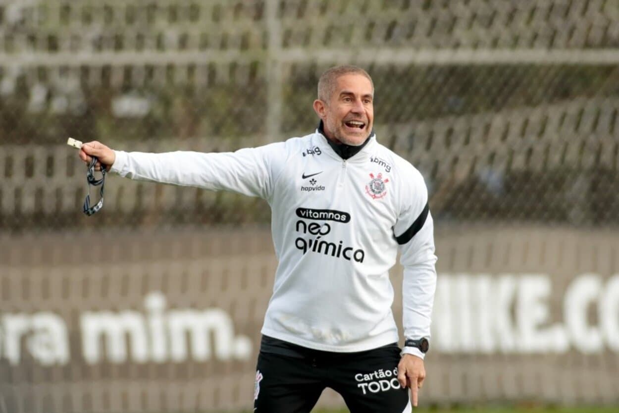 Treinador se manifestou após primeira vitória do Timão na temporada