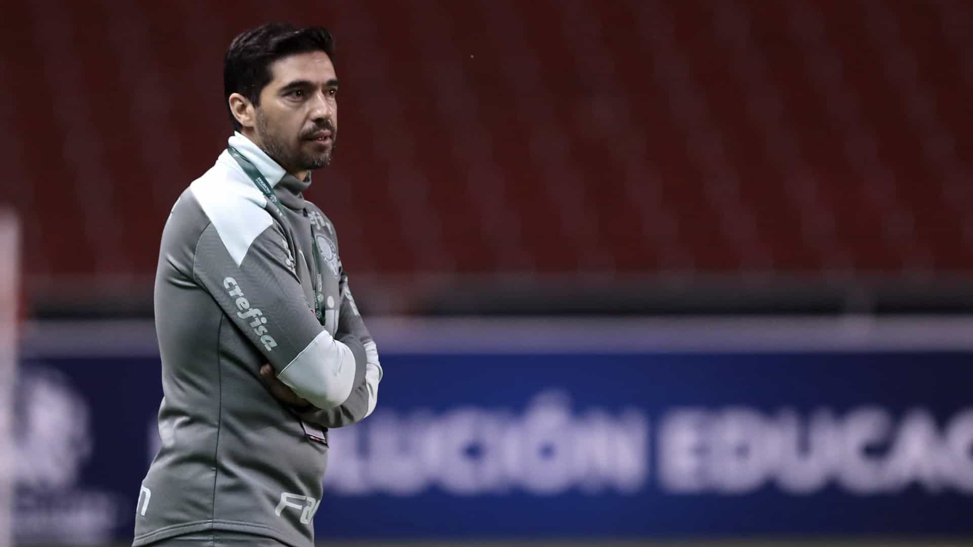 Treinador também aproveitou para criticar uma vez mais o calendário brasileiro