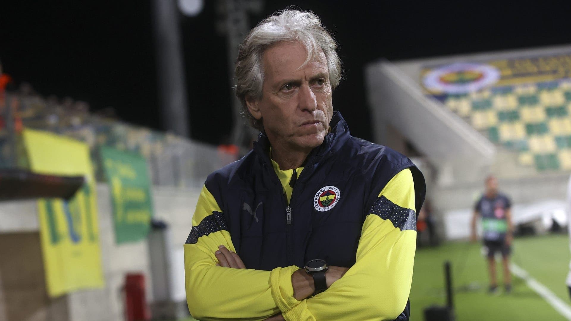 Treinador tem contrato com o Fenerbahçe até julho e não deve renovar com a equipe turca