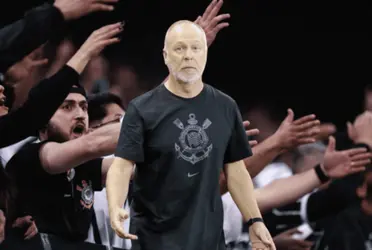 Treinador terá que pensar em soluções para possíveis saídas