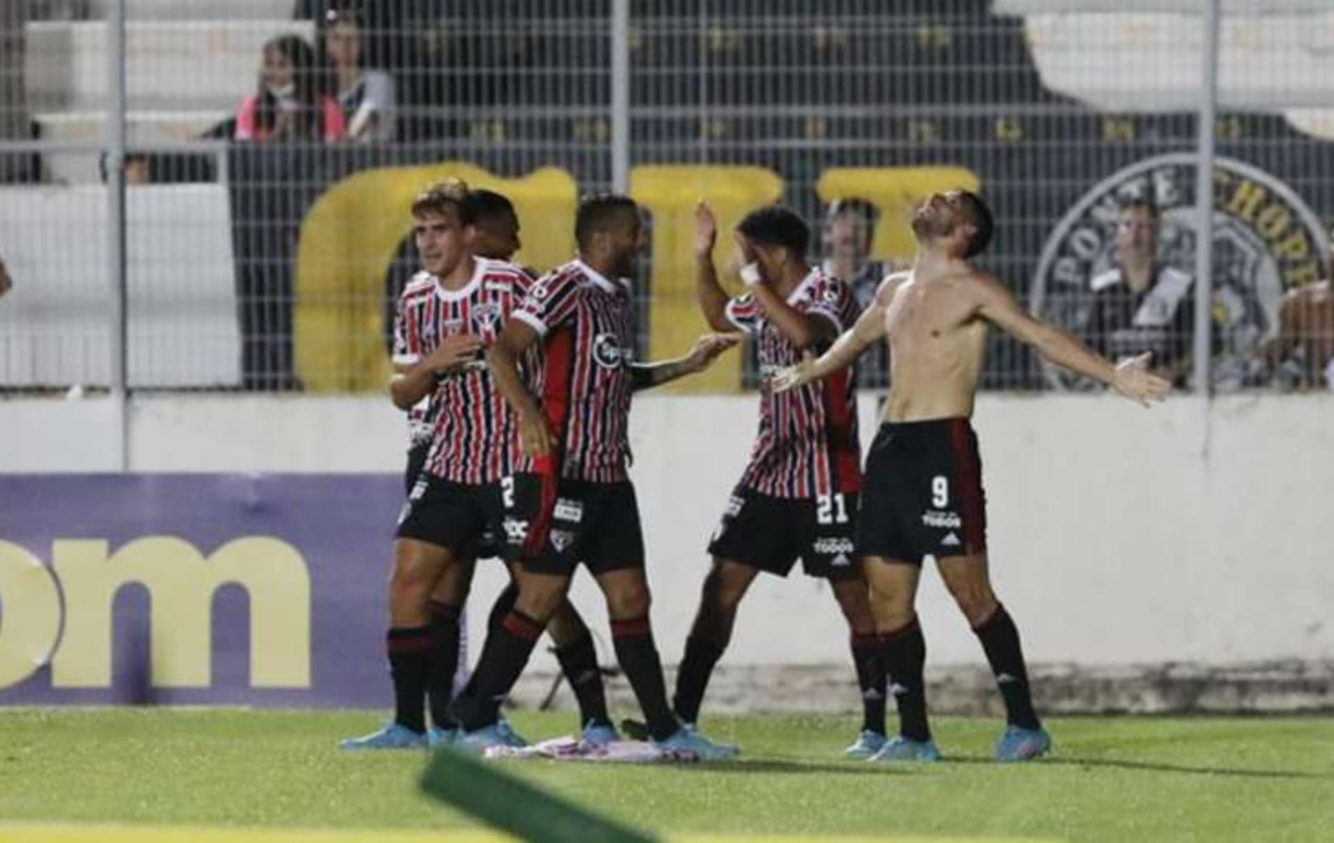 Tricolor Paulista procura se aproximar do São Bernardo
