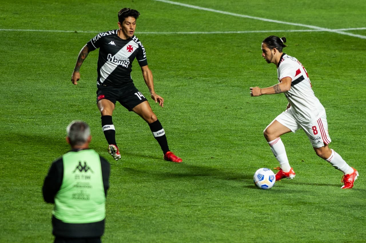Tricolor precisa de uma vitórias simples para avançar às semifinais