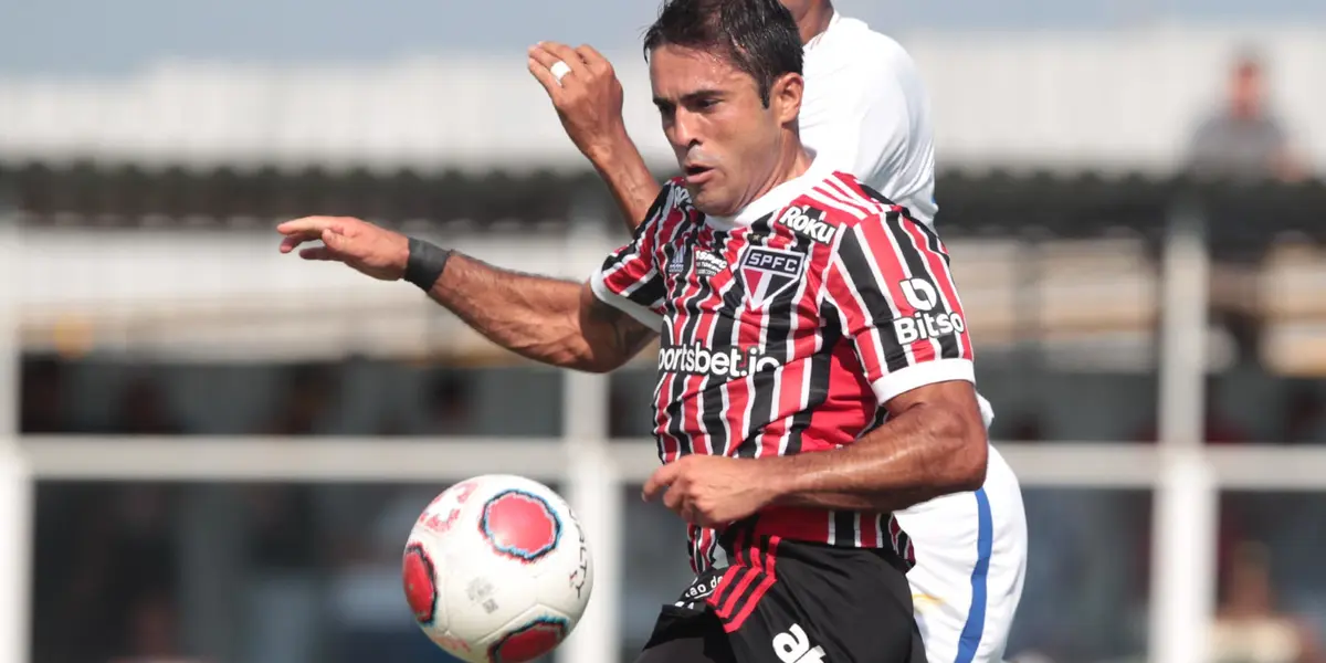 Tricolor vence o Água Santa por 1-2