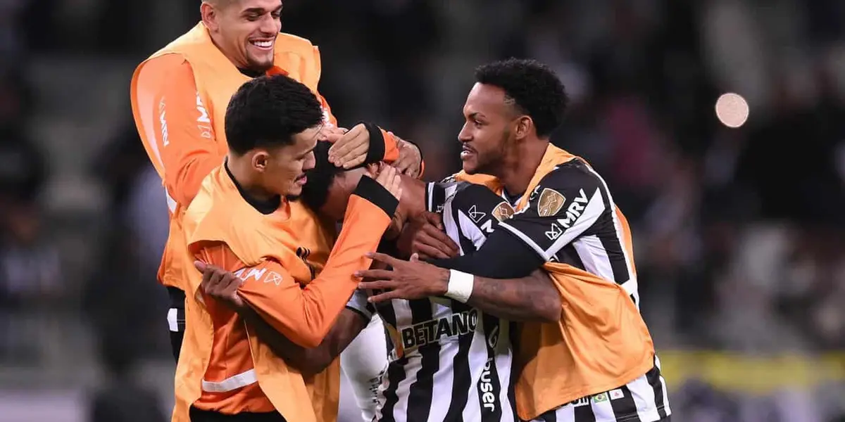 Turco Mohamed tem uma série de desfalques para o jogo contra o Emelec