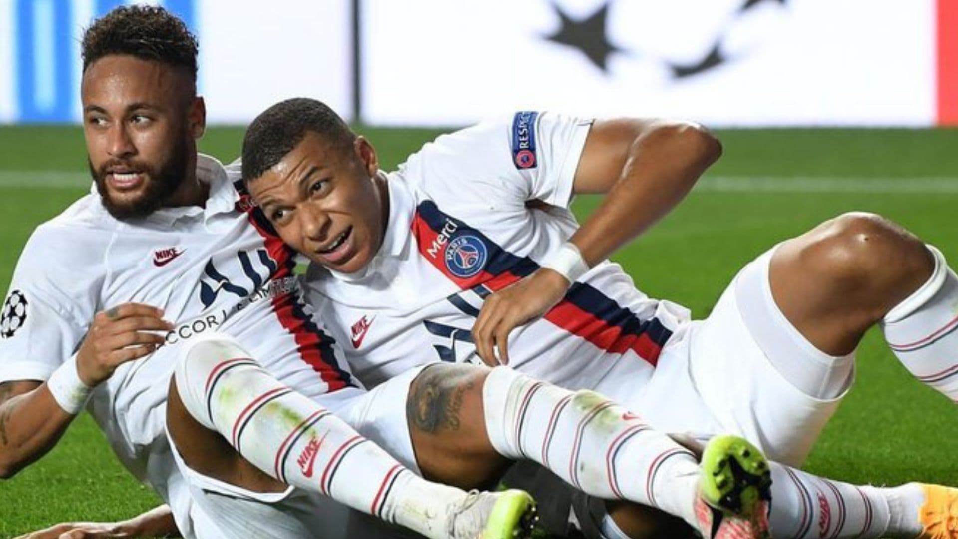Último jogo do PSG revelou situações incômodas e amistosas entre os craques