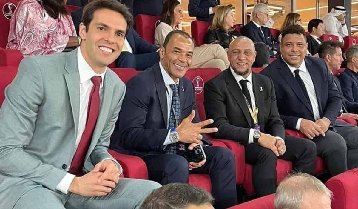 Um dos ídolos do Penta se disse revoltado com as críticas que os campeões de 2002 vem recebendo