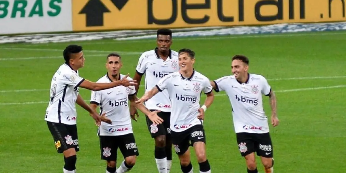 Um dos maiores clássicos do Brasil acontece na próxima segunda-feira (18)