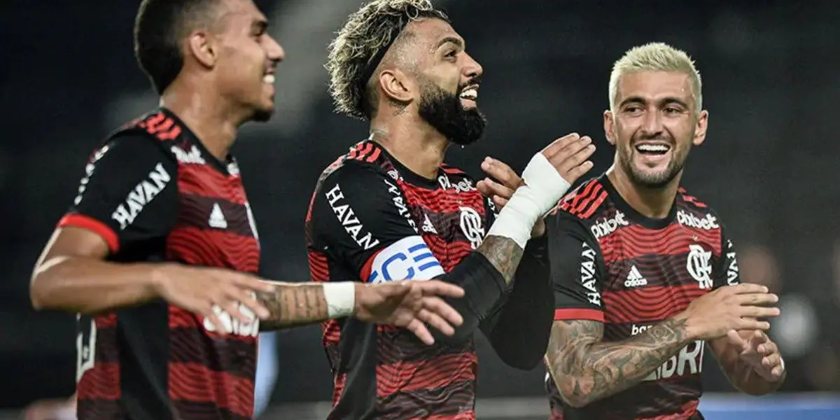 Um dos titulares do Flamengo diante do Vasco fraturou a tíbia e pode desfalcar a equipe por muito tempo