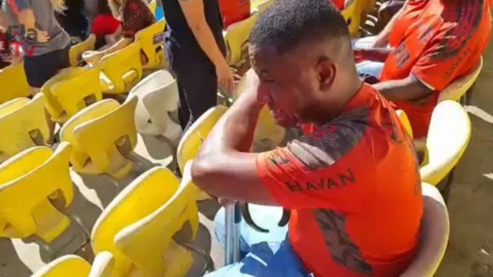 Um grupo de 22 moradores de rua, torcedores do Flamengo, conheceu o Maracanã pela primeira vez, graças a uma ação de responsabilidade social do clube com seus torcedores.