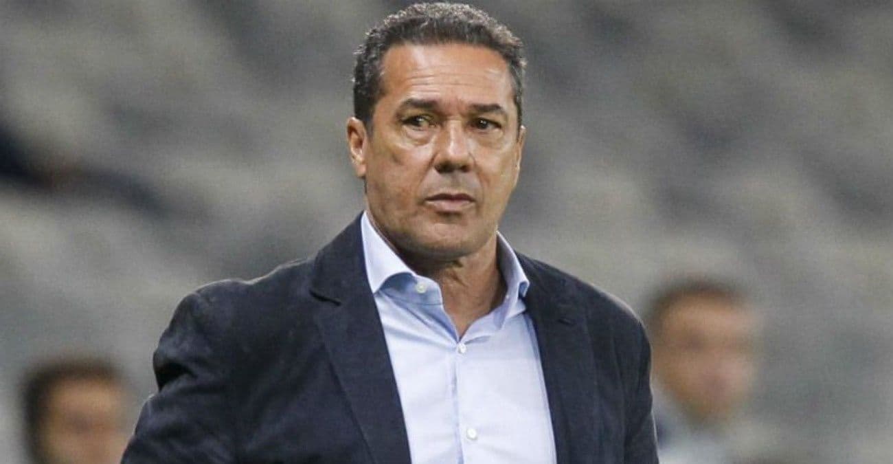 Vanderlei Luxemburgo deu a sua opinião sobre a torcida mais chata do futebol brasileiro