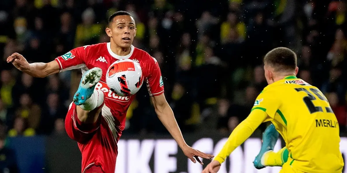 Venda de ex jogador pode gerar receita inesperada aos cofres do clube